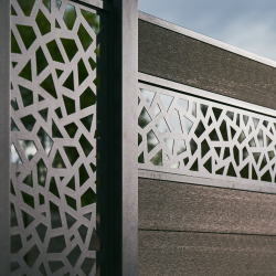 Clôture composite AXEL Gris anthracite avec lame déco