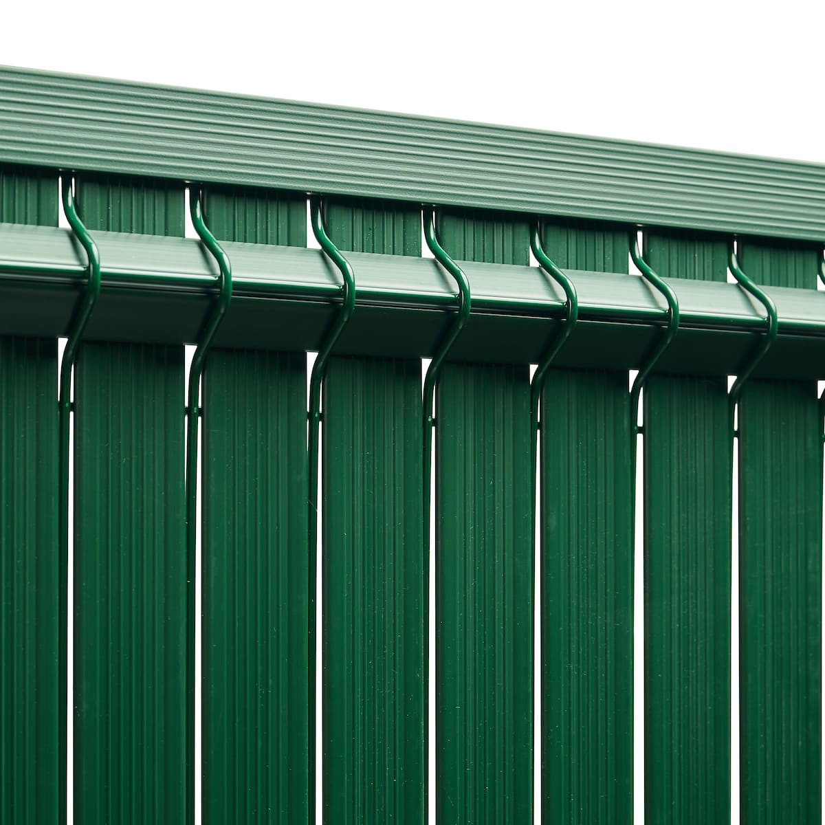 occultation-lattes-pvc-fixup-vert